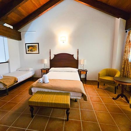 Apartamentos Jaca Badaguas 3000 Экстерьер фото