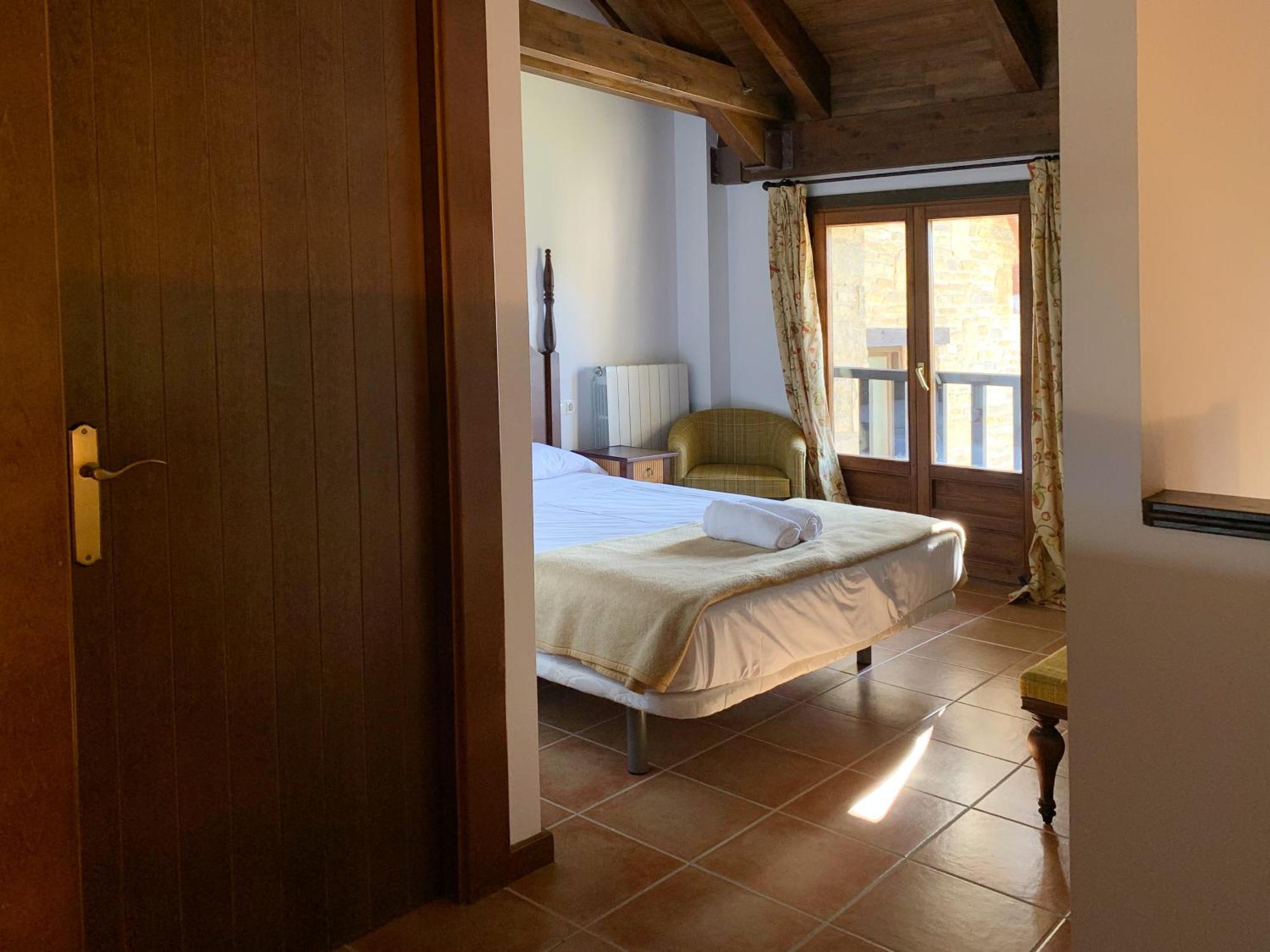 Apartamentos Jaca Badaguas 3000 Экстерьер фото