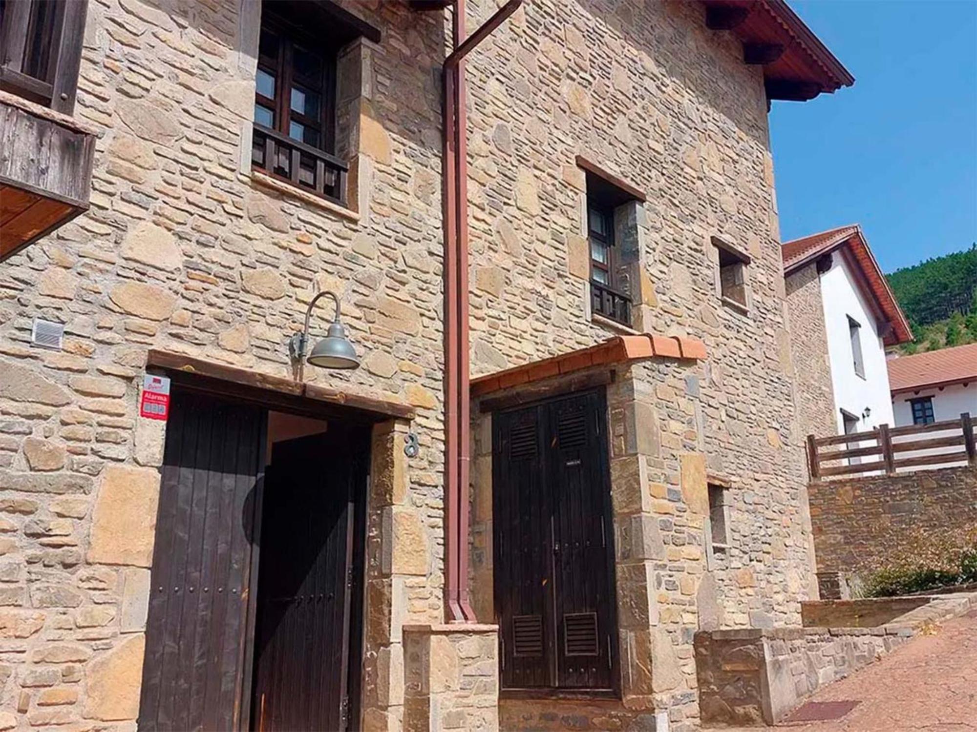Apartamentos Jaca Badaguas 3000 Экстерьер фото