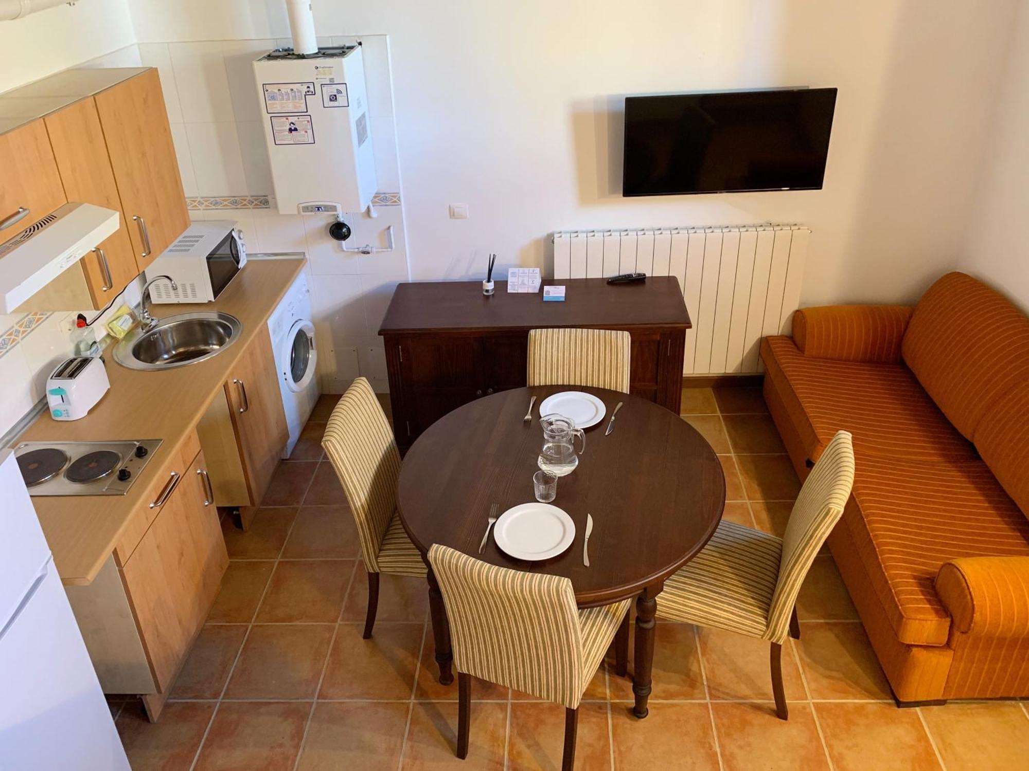 Apartamentos Jaca Badaguas 3000 Экстерьер фото