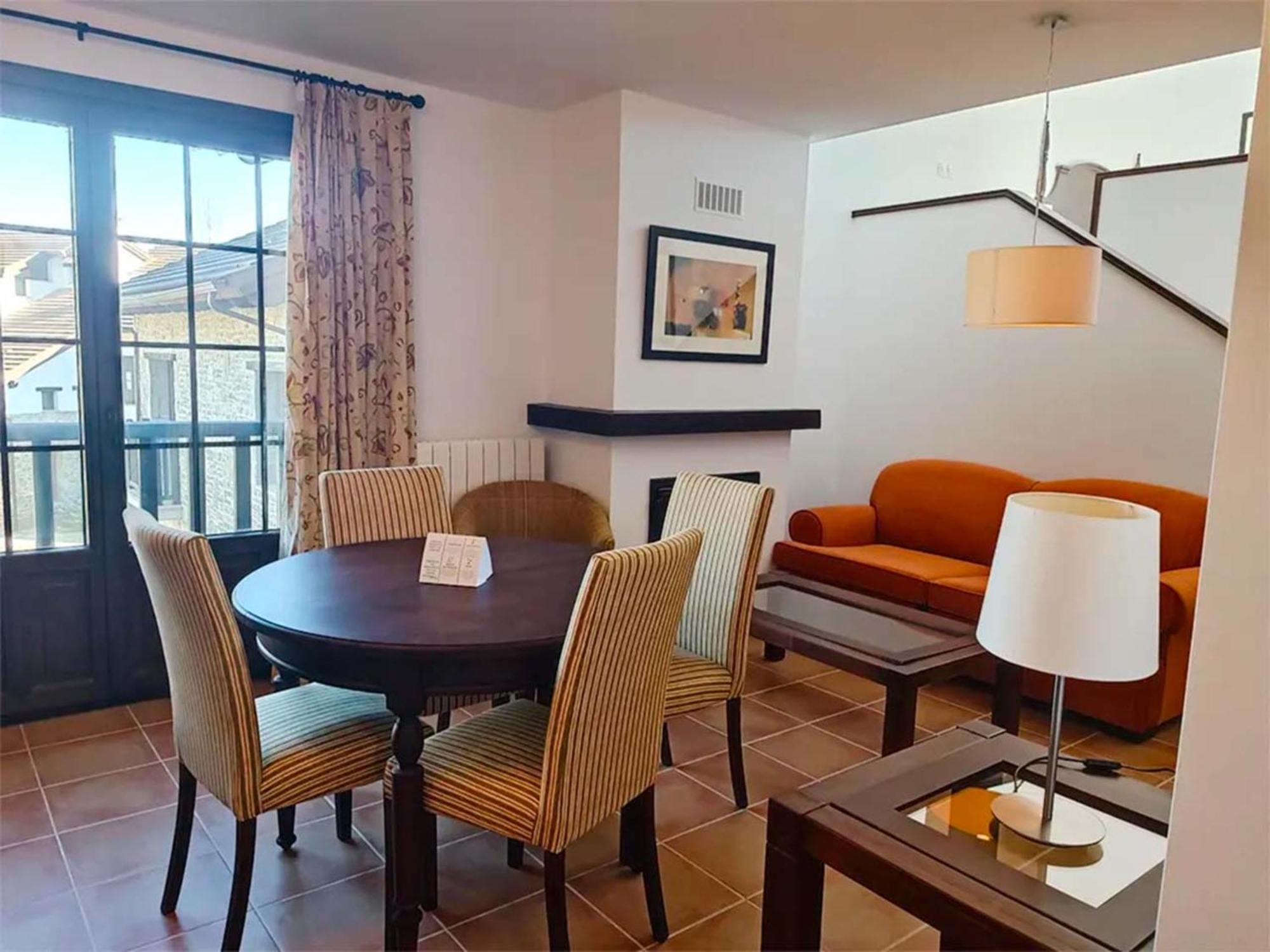 Apartamentos Jaca Badaguas 3000 Экстерьер фото