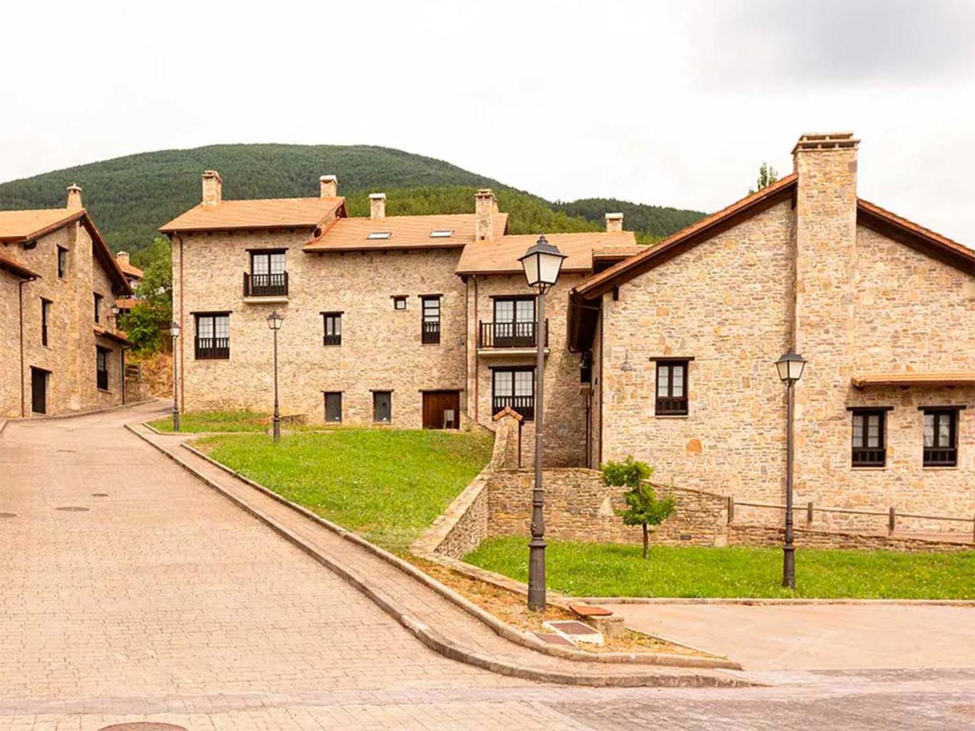 Apartamentos Jaca Badaguas 3000 Экстерьер фото