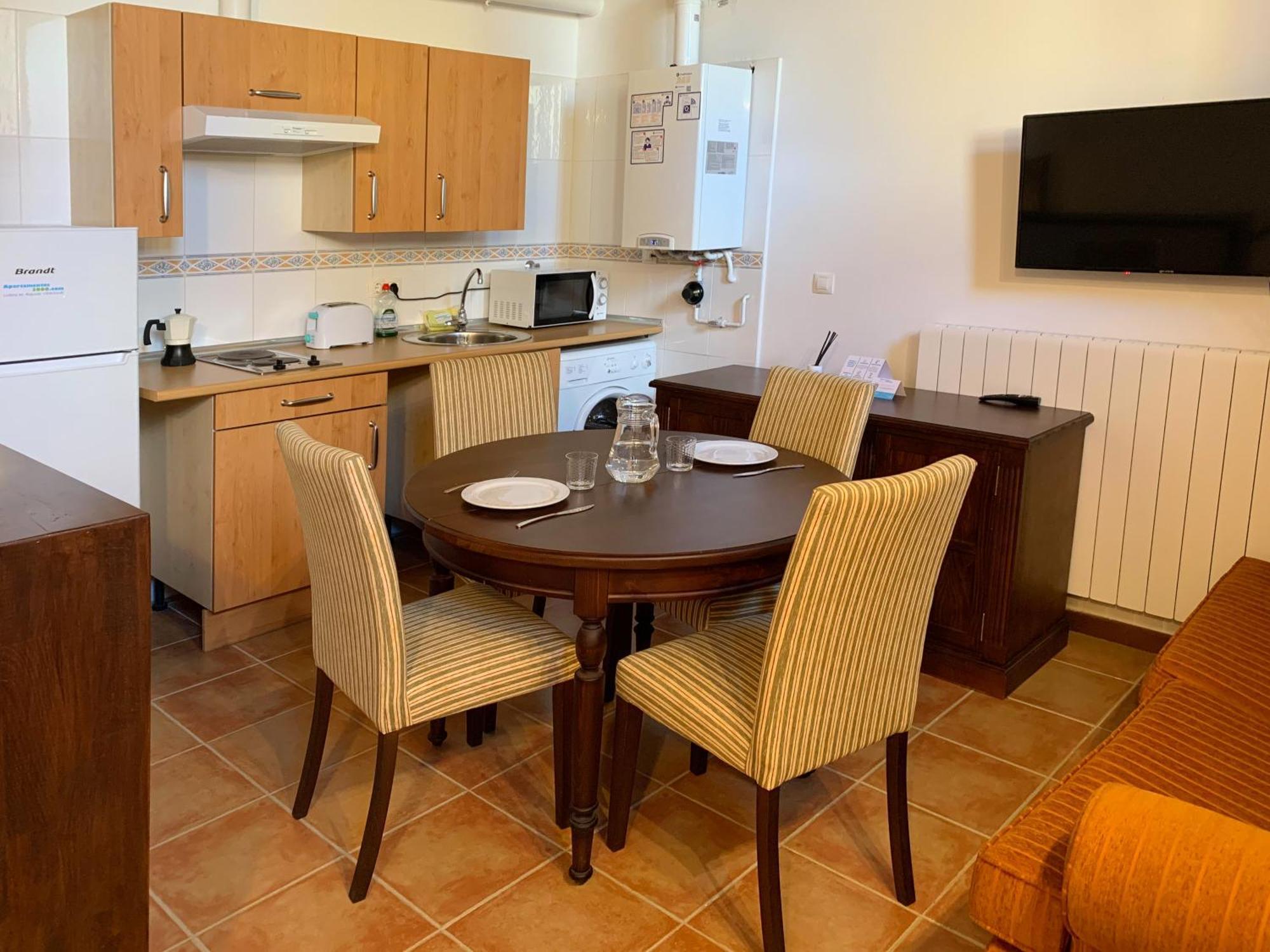 Apartamentos Jaca Badaguas 3000 Экстерьер фото