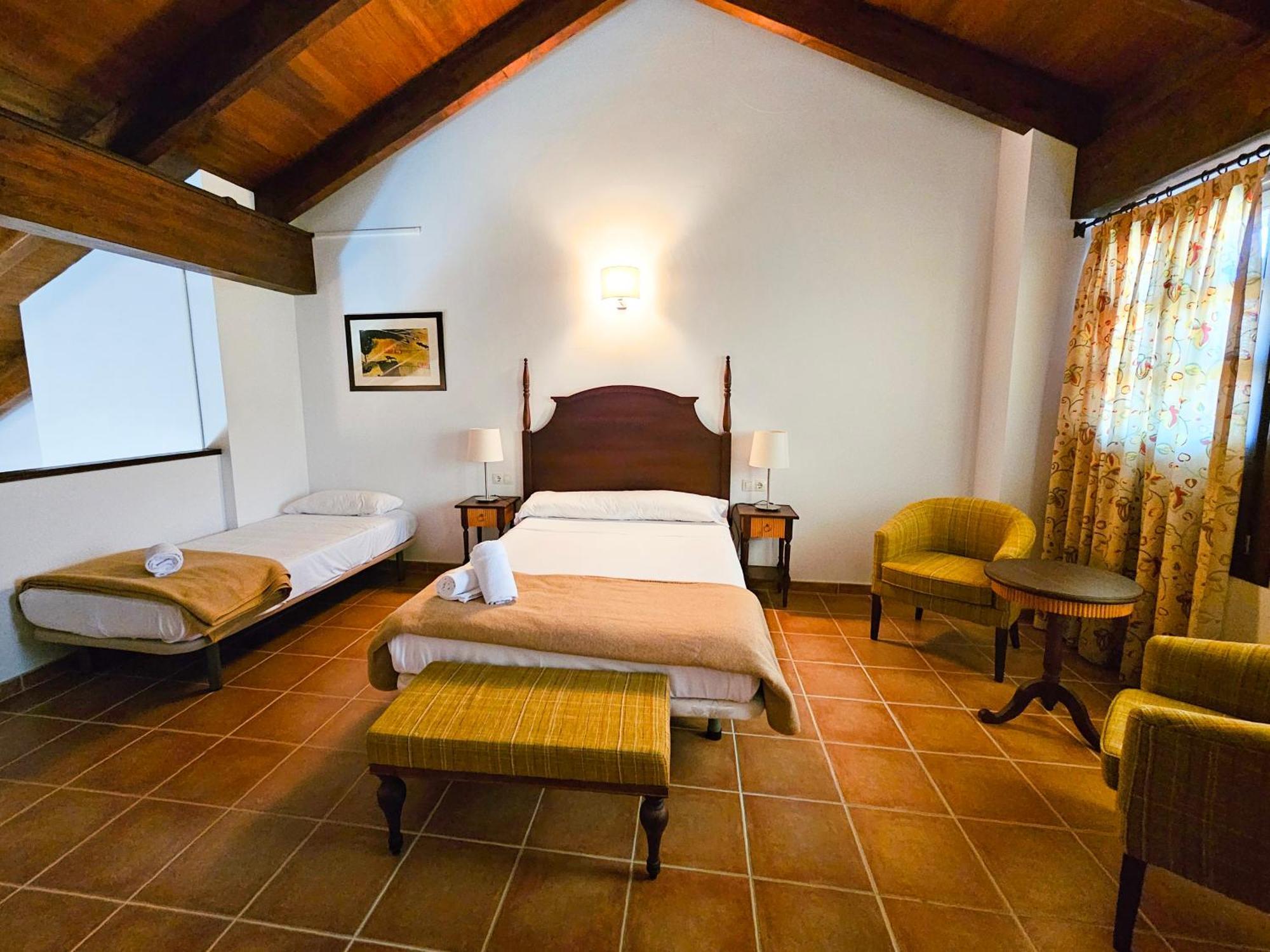 Apartamentos Jaca Badaguas 3000 Экстерьер фото